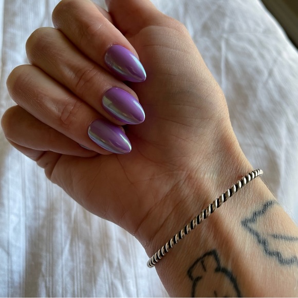 James Avery Sterling Silver Twisted Wire Hook Bracelet - Picture 6 of 7